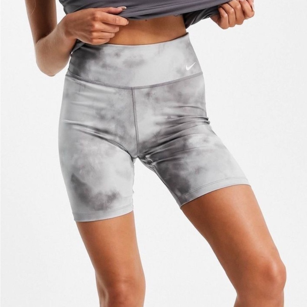 Nike Women's Athletic Gray  Shorts 7”